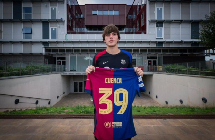 华体会(hth)·综合体育-登录入口-罗马诺：科莫接近签下18岁中后卫昆卡，巴萨保留超20%二转分成